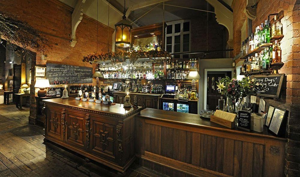 The Cholmondeley Arms Ξενοδοχείο Wrenbury Εξωτερικό φωτογραφία